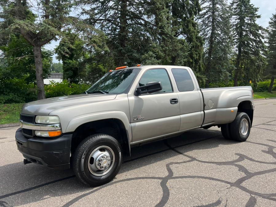 2002 Chevrolet Silverado 3500 Ext Cab 157.5" WB 4WD DRW LS, available for sale in Waterbury, Connecticut | Platinum Auto Care. Waterbury, Connecticut 2002 Chevrolet Silverado 3500 Ext Cab 157.5" WB 4WD DRW LS, available for sale in Waterbury, Connecticut | Platinum Auto Care. Waterbury, Connecticut