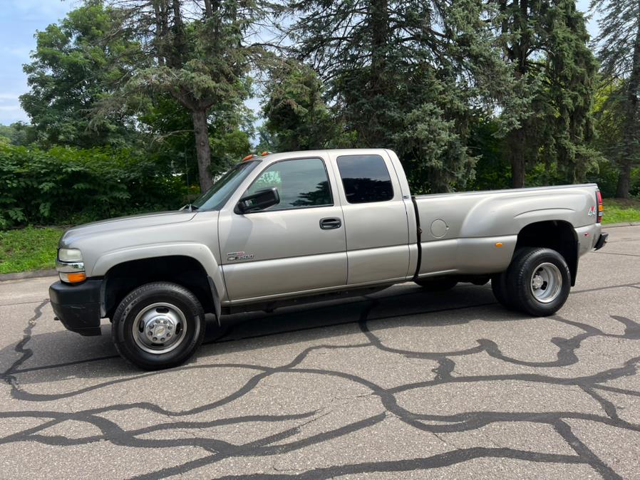 2002 Chevrolet Silverado 3500 Ext Cab 157.5" WB 4WD DRW LS, available for sale in Waterbury, Connecticut | Platinum Auto Care. Waterbury, Connecticut 2002 Chevrolet Silverado 3500 Ext Cab 157.5" WB 4WD DRW LS, available for sale in Waterbury, Connecticut | Platinum Auto Care. Waterbury, Connecticut