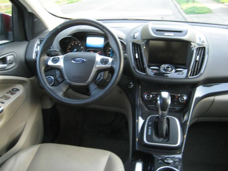 2014 Ford Escape Titanium AWD 4dr SUV, available for sale in Massapequa, New York | Rite Choice Auto Inc.. Massapequa, New York 2014 Ford Escape Titanium AWD 4dr SUV, available for sale in Massapequa, New York | Rite Choice Auto Inc.. Massapequa, New York