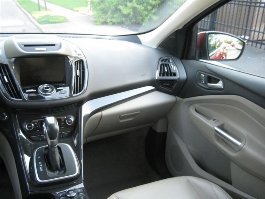 2014 Ford Escape Titanium AWD 4dr SUV, available for sale in Massapequa, New York | Rite Choice Auto Inc.. Massapequa, New York 2014 Ford Escape Titanium AWD 4dr SUV, available for sale in Massapequa, New York | Rite Choice Auto Inc.. Massapequa, New York