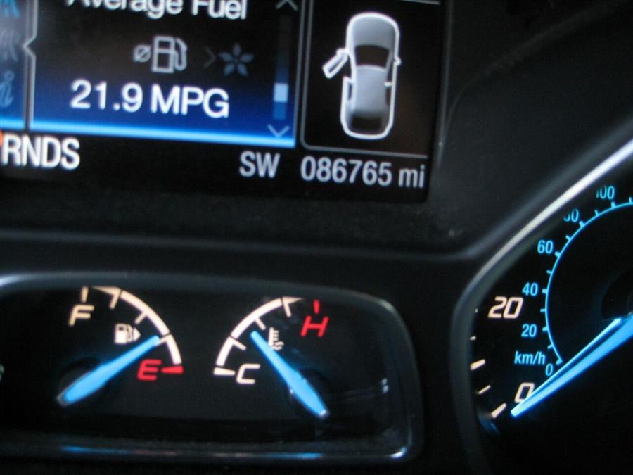 2014 Ford Escape Titanium AWD 4dr SUV, available for sale in Massapequa, New York | Rite Choice Auto Inc.. Massapequa, New York 2014 Ford Escape Titanium AWD 4dr SUV, available for sale in Massapequa, New York | Rite Choice Auto Inc.. Massapequa, New York