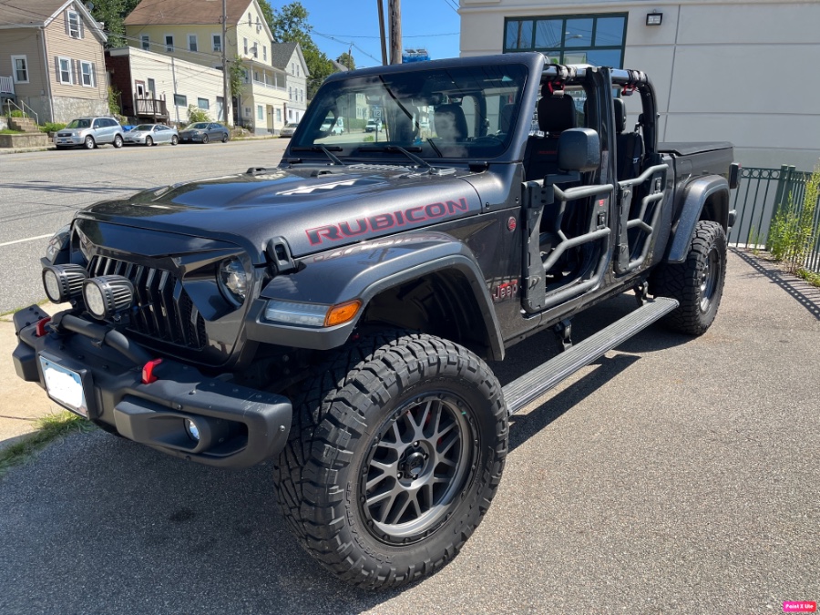 2020 Jeep Gladiator Rubicon 4x4, available for sale in Norwich, Connecticut | MACARA Vehicle Services, Inc. Norwich, Connecticut