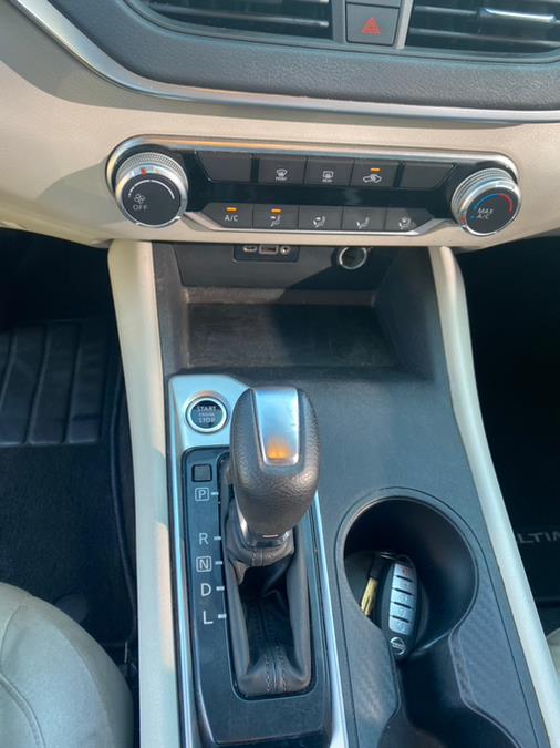 2020 Nissan Altima 2.5 S Sedan, available for sale in Brooklyn, New York | Brooklyn Auto Mall LLC. Brooklyn, New York 2020 Nissan Altima 2.5 S Sedan, available for sale in Brooklyn, New York | Brooklyn Auto Mall LLC. Brooklyn, New York