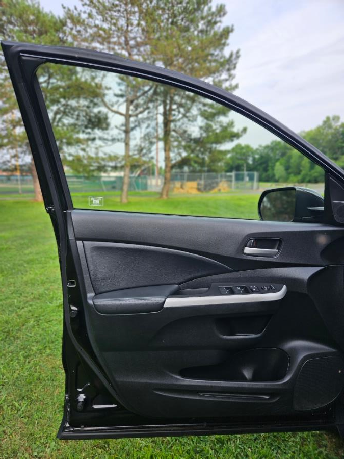 2012 Honda CR-V 4WD 5dr EX-L w/Navi, available for sale in New Britain, Connecticut | Supreme Automotive. New Britain, Connecticut 2012 Honda CR-V 4WD 5dr EX-L w/Navi, available for sale in New Britain, Connecticut | Supreme Automotive. New Britain, Connecticut