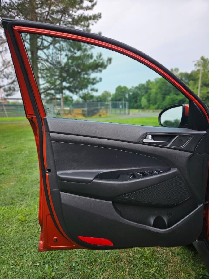 2016 Hyundai Tucson AWD 4dr Limited, available for sale in New Britain, Connecticut | Supreme Automotive. New Britain, Connecticut 2016 Hyundai Tucson AWD 4dr Limited, available for sale in New Britain, Connecticut | Supreme Automotive. New Britain, Connecticut