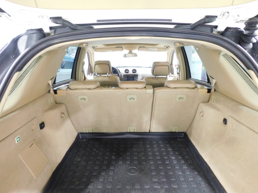 2009 Mercedes-Benz M-Class 4MATIC 4dr 3.5L, available for sale in Lodi, New Jersey | Soliman Motors. Lodi, New Jersey 2009 Mercedes-Benz M-Class 4MATIC 4dr 3.5L, available for sale in Lodi, New Jersey | Soliman Motors. Lodi, New Jersey