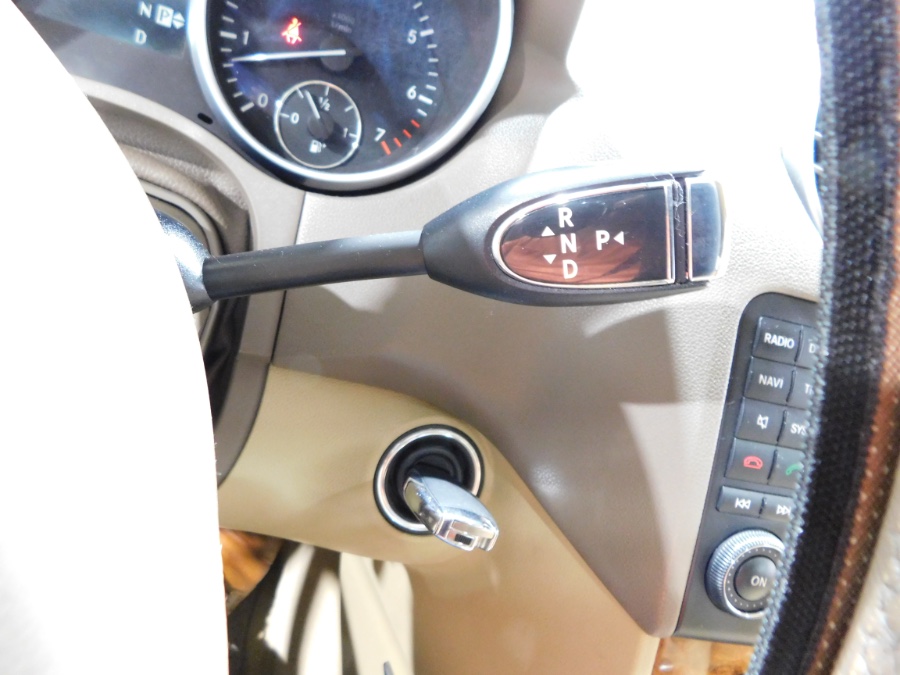 2009 Mercedes-Benz M-Class 4MATIC 4dr 3.5L, available for sale in Lodi, New Jersey | Soliman Motors. Lodi, New Jersey 2009 Mercedes-Benz M-Class 4MATIC 4dr 3.5L, available for sale in Lodi, New Jersey | Soliman Motors. Lodi, New Jersey