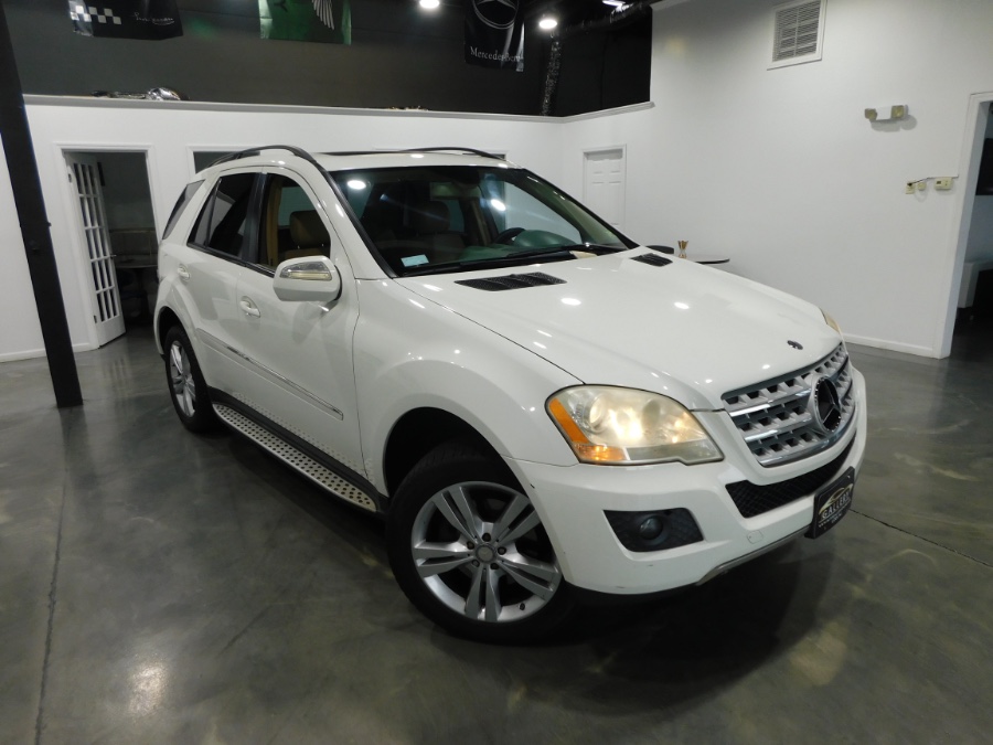 Used 2009 Mercedes-Benz M-Class in Lodi, New Jersey | Soliman Motors. Lodi, New Jersey