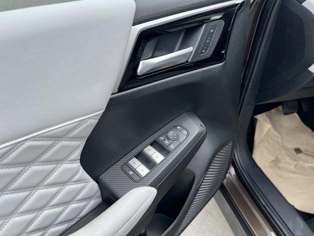 2023 Mitsubishi Outlander Phev SEL, available for sale in Great Neck, New York | Camy Cars. Great Neck, New York 2023 Mitsubishi Outlander Phev SEL, available for sale in Great Neck, New York | Camy Cars. Great Neck, New York
