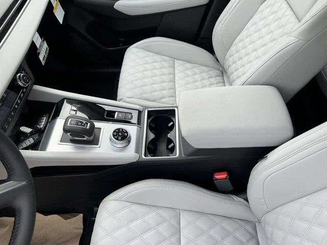 2023 Mitsubishi Outlander Phev SEL, available for sale in Great Neck, New York | Camy Cars. Great Neck, New York 2023 Mitsubishi Outlander Phev SEL, available for sale in Great Neck, New York | Camy Cars. Great Neck, New York