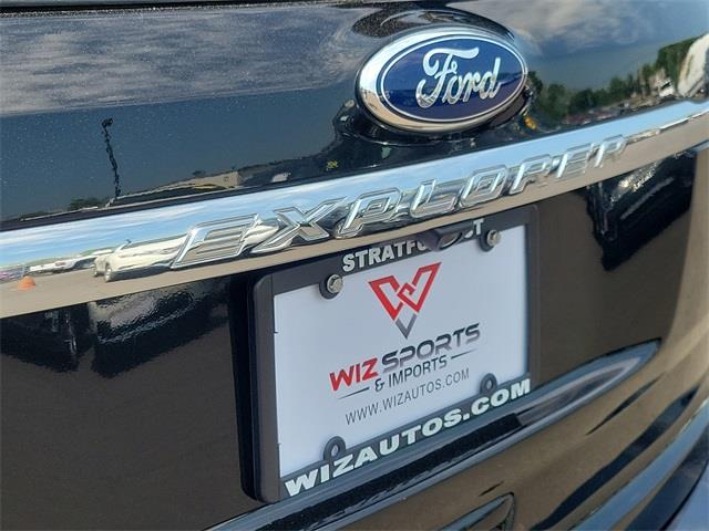 2015 Ford Explorer XLT, available for sale in Stratford, Connecticut | Wiz Leasing Inc. Stratford, Connecticut 2015 Ford Explorer XLT, available for sale in Stratford, Connecticut | Wiz Leasing Inc. Stratford, Connecticut
