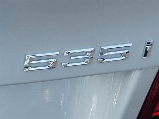 2015 BMW 5 Series 535i xDrive, available for sale in Stratford, Connecticut | Wiz Leasing Inc. Stratford, Connecticut 2015 BMW 5 Series 535i xDrive, available for sale in Stratford, Connecticut | Wiz Leasing Inc. Stratford, Connecticut