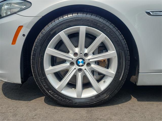 2015 BMW 5 Series 535i xDrive, available for sale in Stratford, Connecticut | Wiz Leasing Inc. Stratford, Connecticut 2015 BMW 5 Series 535i xDrive, available for sale in Stratford, Connecticut | Wiz Leasing Inc. Stratford, Connecticut