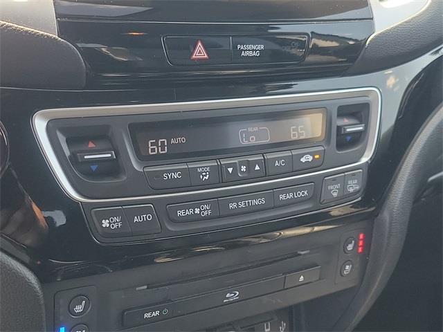 2017 Honda Pilot Elite, available for sale in Stratford, Connecticut | Wiz Leasing Inc. Stratford, Connecticut 2017 Honda Pilot Elite, available for sale in Stratford, Connecticut | Wiz Leasing Inc. Stratford, Connecticut