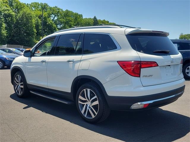 2017 Honda Pilot Elite, available for sale in Stratford, Connecticut | Wiz Leasing Inc. Stratford, Connecticut 2017 Honda Pilot Elite, available for sale in Stratford, Connecticut | Wiz Leasing Inc. Stratford, Connecticut