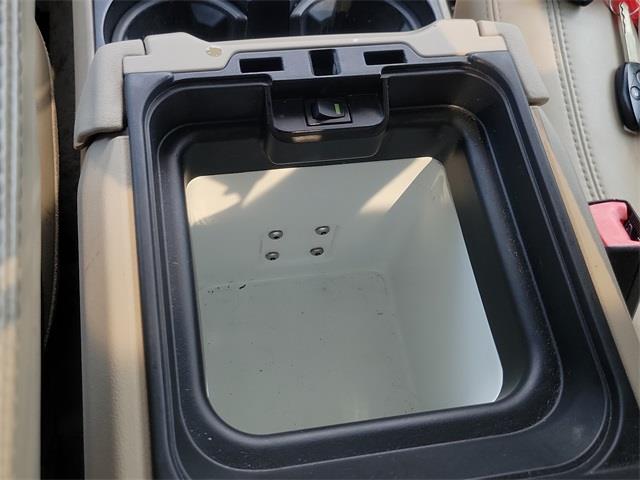 2011 Land Rover Lr4 V8, available for sale in Stratford, Connecticut | Wiz Leasing Inc. Stratford, Connecticut 2011 Land Rover Lr4 V8, available for sale in Stratford, Connecticut | Wiz Leasing Inc. Stratford, Connecticut
