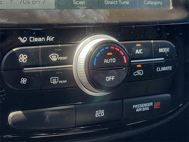 2014 Kia Soul Exclaim, available for sale in Stratford, Connecticut | Wiz Leasing Inc. Stratford, Connecticut 2014 Kia Soul Exclaim, available for sale in Stratford, Connecticut | Wiz Leasing Inc. Stratford, Connecticut
