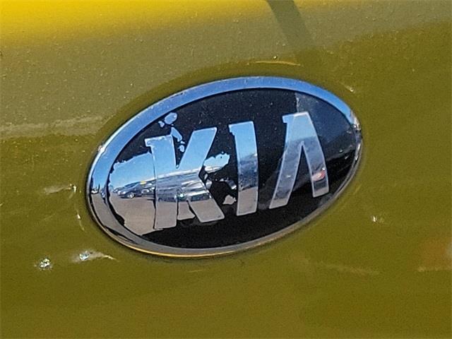 2014 Kia Soul Exclaim, available for sale in Stratford, Connecticut | Wiz Leasing Inc. Stratford, Connecticut 2014 Kia Soul Exclaim, available for sale in Stratford, Connecticut | Wiz Leasing Inc. Stratford, Connecticut