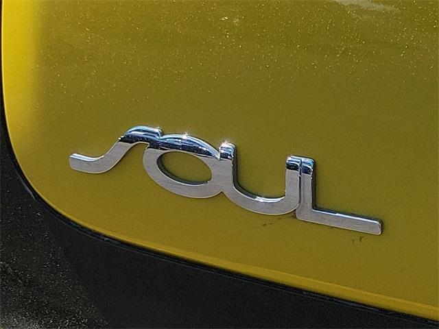 2014 Kia Soul Exclaim, available for sale in Stratford, Connecticut | Wiz Leasing Inc. Stratford, Connecticut 2014 Kia Soul Exclaim, available for sale in Stratford, Connecticut | Wiz Leasing Inc. Stratford, Connecticut
