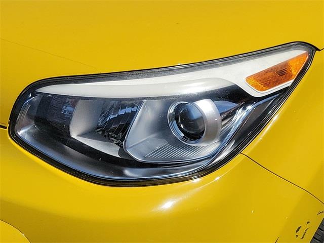2014 Kia Soul Exclaim, available for sale in Stratford, Connecticut | Wiz Leasing Inc. Stratford, Connecticut 2014 Kia Soul Exclaim, available for sale in Stratford, Connecticut | Wiz Leasing Inc. Stratford, Connecticut