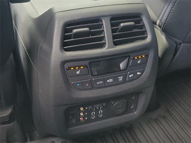 2016 Honda Pilot Elite, available for sale in Stratford, Connecticut | Wiz Leasing Inc. Stratford, Connecticut 2016 Honda Pilot Elite, available for sale in Stratford, Connecticut | Wiz Leasing Inc. Stratford, Connecticut
