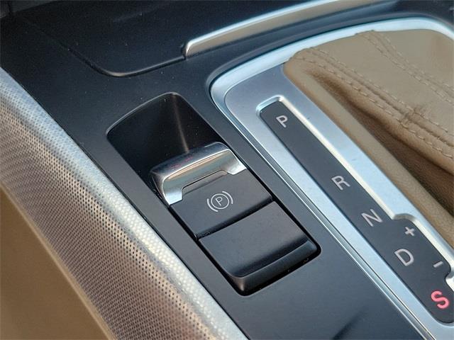 2012 Audi A4 2.0T Avant Premium Plus, available for sale in Stratford, Connecticut | Wiz Leasing Inc. Stratford, Connecticut 2012 Audi A4 2.0T Avant Premium Plus, available for sale in Stratford, Connecticut | Wiz Leasing Inc. Stratford, Connecticut