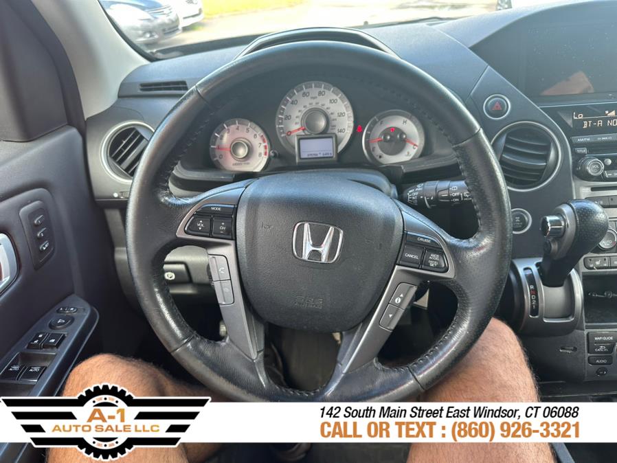 2013 Honda Pilot 4WD 4dr Touring w/RES & Navi, available for sale in East Windsor, Connecticut | A1 Auto Sale LLC. East Windsor, Connecticut 2013 Honda Pilot 4WD 4dr Touring w/RES & Navi, available for sale in East Windsor, Connecticut | A1 Auto Sale LLC. East Windsor, Connecticut