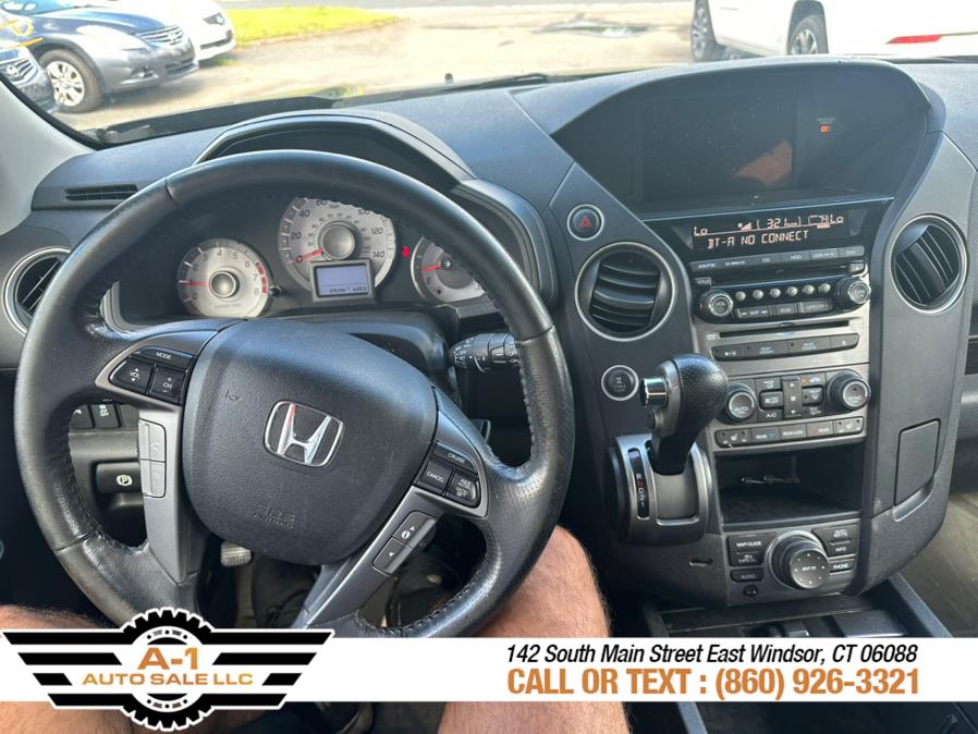 2013 Honda Pilot 4WD 4dr Touring w/RES & Navi, available for sale in East Windsor, Connecticut | A1 Auto Sale LLC. East Windsor, Connecticut 2013 Honda Pilot 4WD 4dr Touring w/RES & Navi, available for sale in East Windsor, Connecticut | A1 Auto Sale LLC. East Windsor, Connecticut