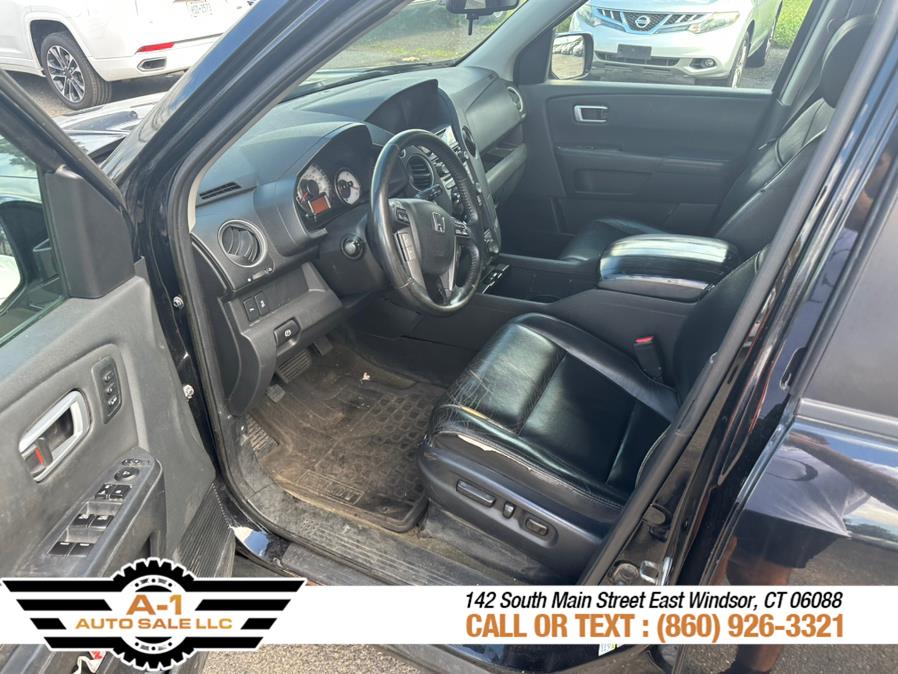 2013 Honda Pilot 4WD 4dr Touring w/RES & Navi, available for sale in East Windsor, Connecticut | A1 Auto Sale LLC. East Windsor, Connecticut 2013 Honda Pilot 4WD 4dr Touring w/RES & Navi, available for sale in East Windsor, Connecticut | A1 Auto Sale LLC. East Windsor, Connecticut