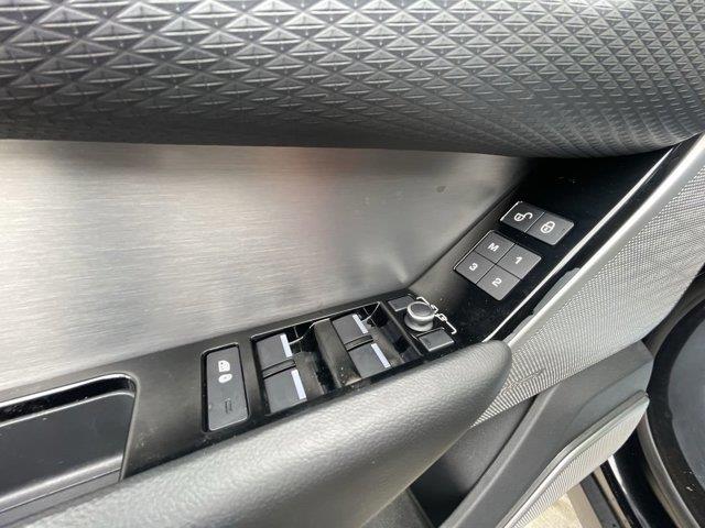 2019 Land Rover Range Rover Velar R-Dynamic SE, available for sale in Great Neck, New York | Camy Cars. Great Neck, New York 2019 Land Rover Range Rover Velar R-Dynamic SE, available for sale in Great Neck, New York | Camy Cars. Great Neck, New York