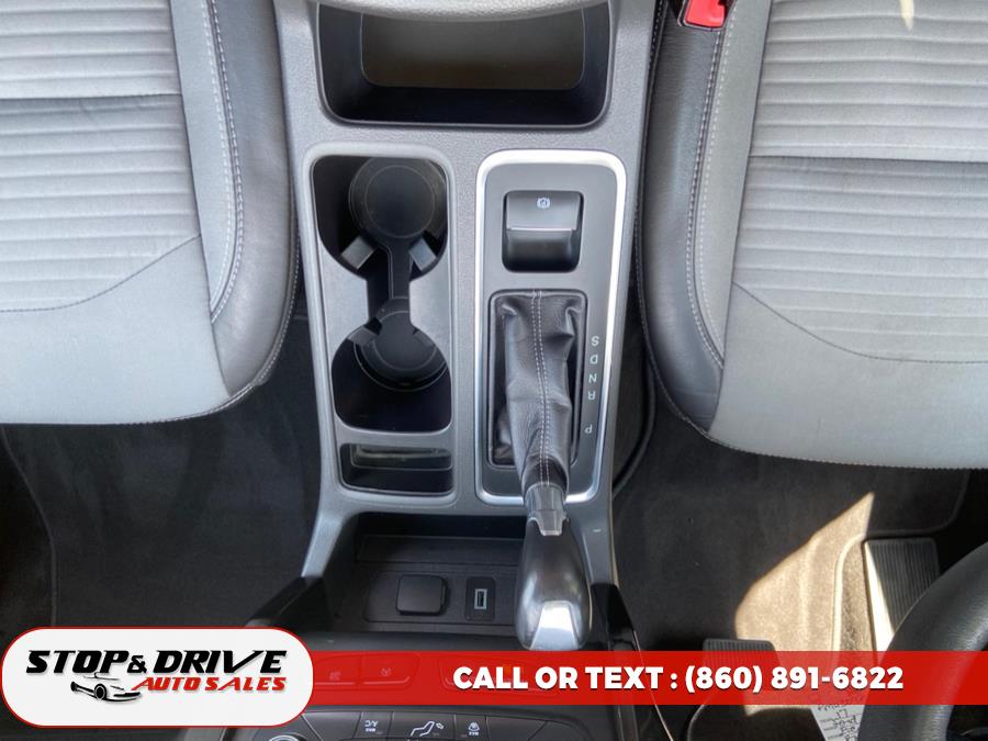 2017 Ford Escape SE 4WD, available for sale in East Windsor, Connecticut | Stop & Drive Auto Sales. East Windsor, Connecticut 2017 Ford Escape SE 4WD, available for sale in East Windsor, Connecticut | Stop & Drive Auto Sales. East Windsor, Connecticut