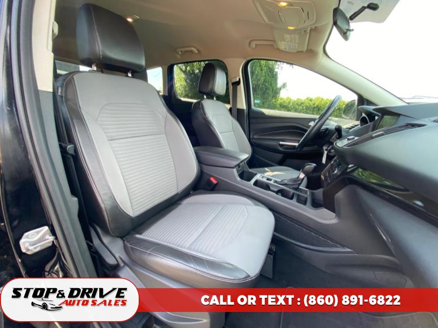 2017 Ford Escape SE 4WD, available for sale in East Windsor, Connecticut | Stop & Drive Auto Sales. East Windsor, Connecticut 2017 Ford Escape SE 4WD, available for sale in East Windsor, Connecticut | Stop & Drive Auto Sales. East Windsor, Connecticut