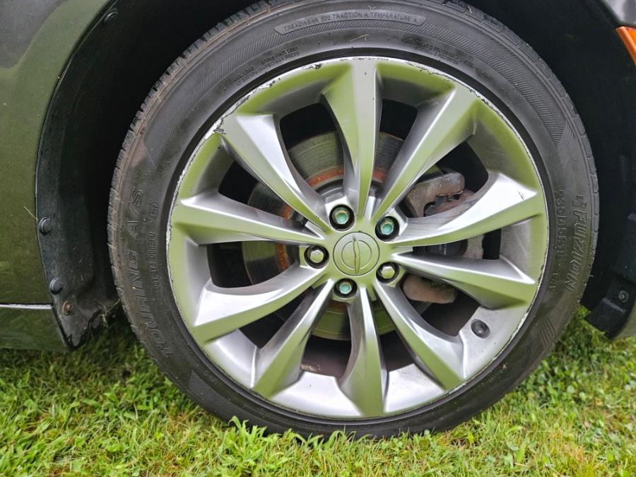 2015 Chrysler 200 4dr Sdn S AWD, available for sale in New Britain, Connecticut | Supreme Automotive. New Britain, Connecticut 2015 Chrysler 200 4dr Sdn S AWD, available for sale in New Britain, Connecticut | Supreme Automotive. New Britain, Connecticut