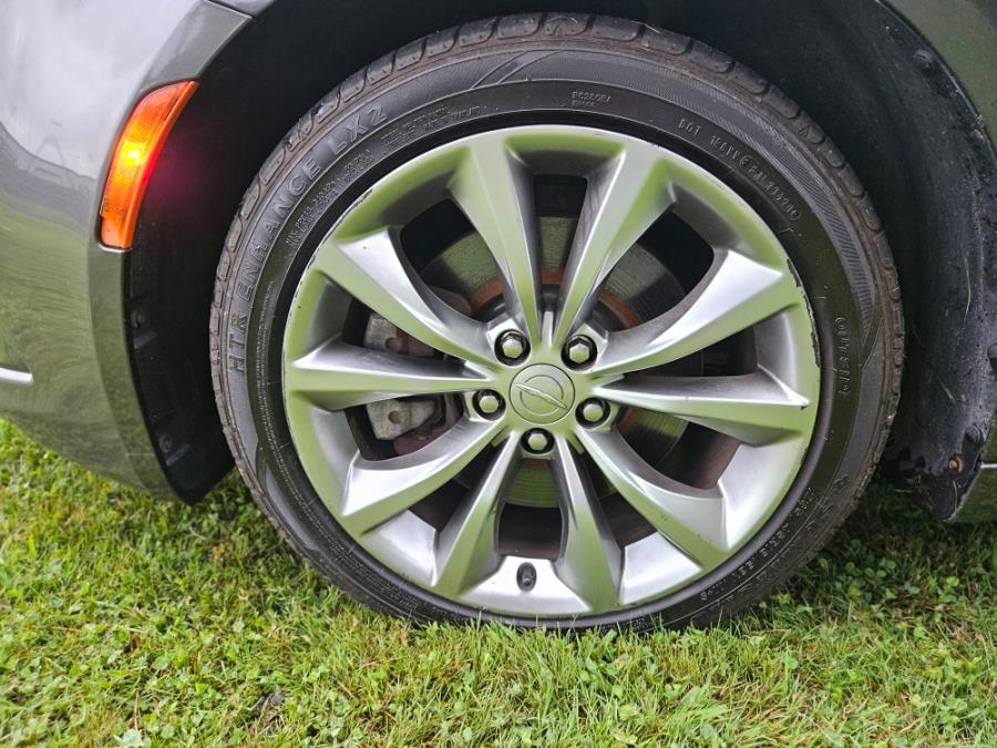 2015 Chrysler 200 4dr Sdn S AWD, available for sale in New Britain, Connecticut | Supreme Automotive. New Britain, Connecticut 2015 Chrysler 200 4dr Sdn S AWD, available for sale in New Britain, Connecticut | Supreme Automotive. New Britain, Connecticut