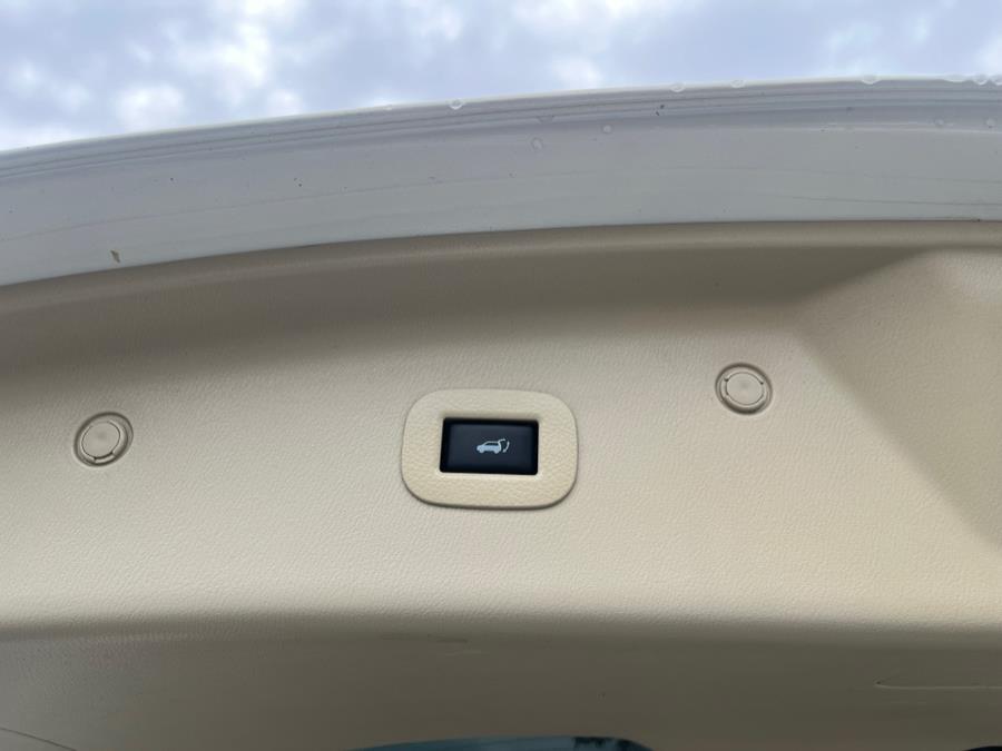 2016 INFINITI QX80 4x4, LIMITED, REAR DVD, 22" RIMS,, available for sale in Elmont, New York | Sunrise of Elmont. Elmont, New York 2016 INFINITI QX80 4x4, LIMITED, REAR DVD, 22" RIMS,, available for sale in Elmont, New York | Sunrise of Elmont. Elmont, New York