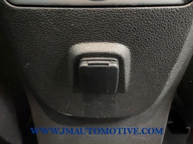 2018 Ford Escape SEL, available for sale in Naugatuck, Connecticut | J&M Automotive Sls&Svc LLC. Naugatuck, Connecticut 2018 Ford Escape SEL, available for sale in Naugatuck, Connecticut | J&M Automotive Sls&Svc LLC. Naugatuck, Connecticut