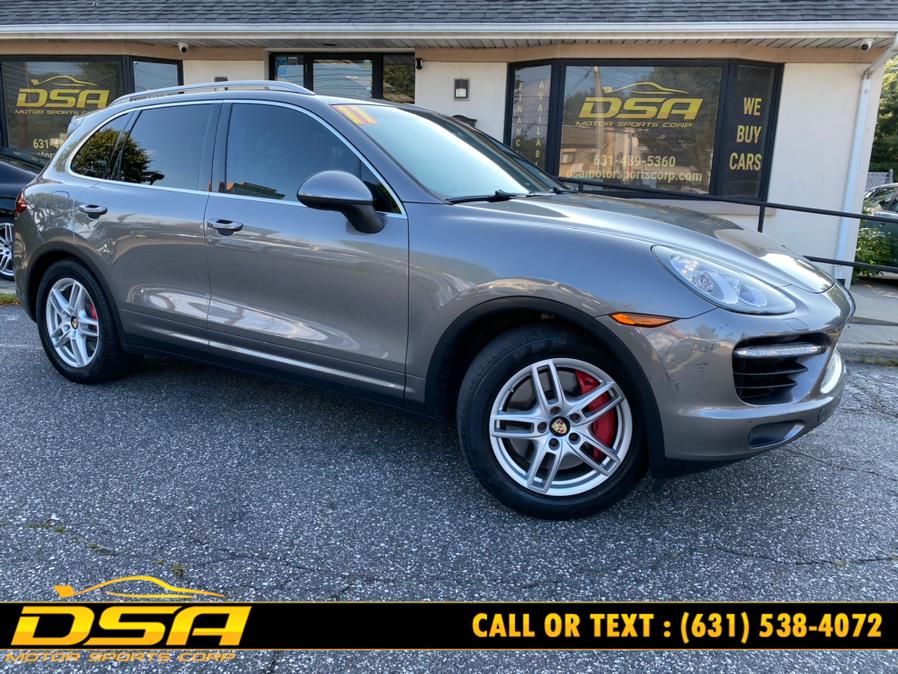 2011 Porsche Cayenne AWD 4dr Turbo, available for sale in Commack, New York | DSA Motor Sports Corp. Commack, New York