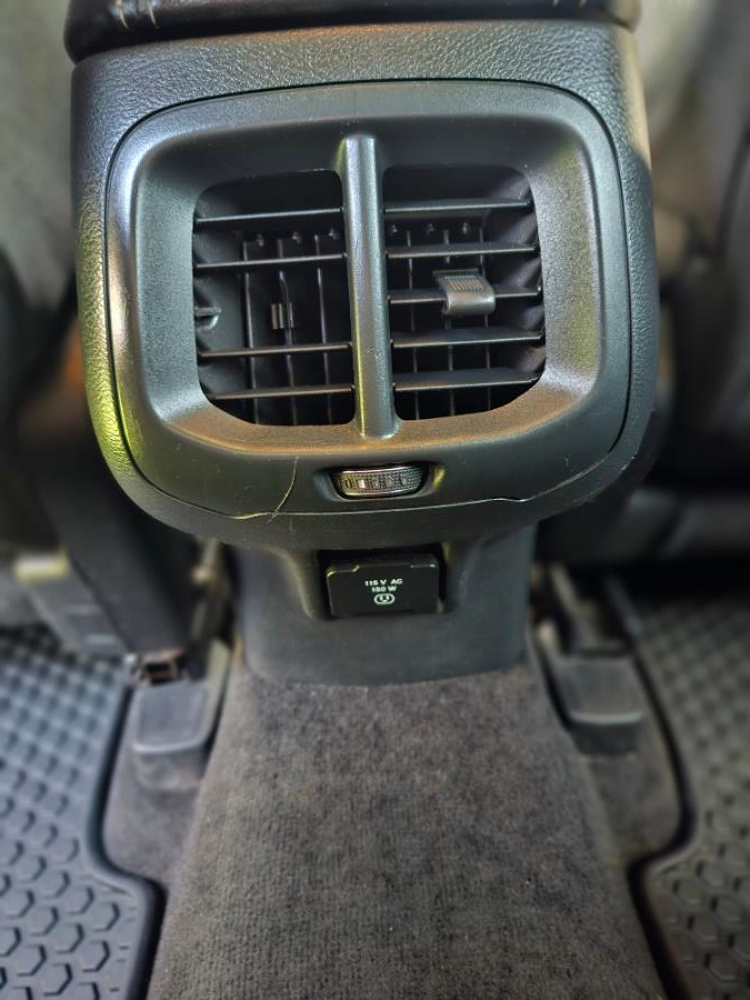 2015 Jeep Cherokee 4WD 4dr Latitude, available for sale in New Britain, Connecticut | Supreme Automotive. New Britain, Connecticut 2015 Jeep Cherokee 4WD 4dr Latitude, available for sale in New Britain, Connecticut | Supreme Automotive. New Britain, Connecticut