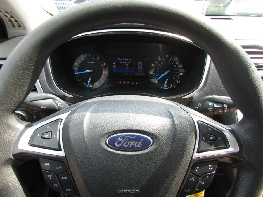 2013 Ford Fusion 4dr Sdn SE FWD, available for sale in East Windsor, Connecticut | United Auto Sales of E Windsor, Inc. East Windsor, Connecticut 2013 Ford Fusion 4dr Sdn SE FWD, available for sale in East Windsor, Connecticut | United Auto Sales of E Windsor, Inc. East Windsor, Connecticut