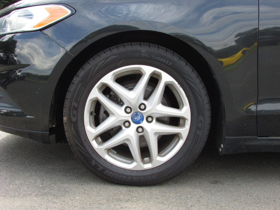 2013 Ford Fusion 4dr Sdn SE FWD, available for sale in East Windsor, Connecticut | United Auto Sales of E Windsor, Inc. East Windsor, Connecticut 2013 Ford Fusion 4dr Sdn SE FWD, available for sale in East Windsor, Connecticut | United Auto Sales of E Windsor, Inc. East Windsor, Connecticut