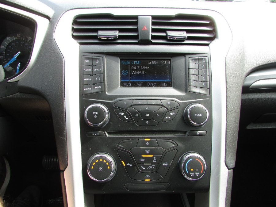 2013 Ford Fusion 4dr Sdn SE FWD, available for sale in East Windsor, Connecticut | United Auto Sales of E Windsor, Inc. East Windsor, Connecticut 2013 Ford Fusion 4dr Sdn SE FWD, available for sale in East Windsor, Connecticut | United Auto Sales of E Windsor, Inc. East Windsor, Connecticut