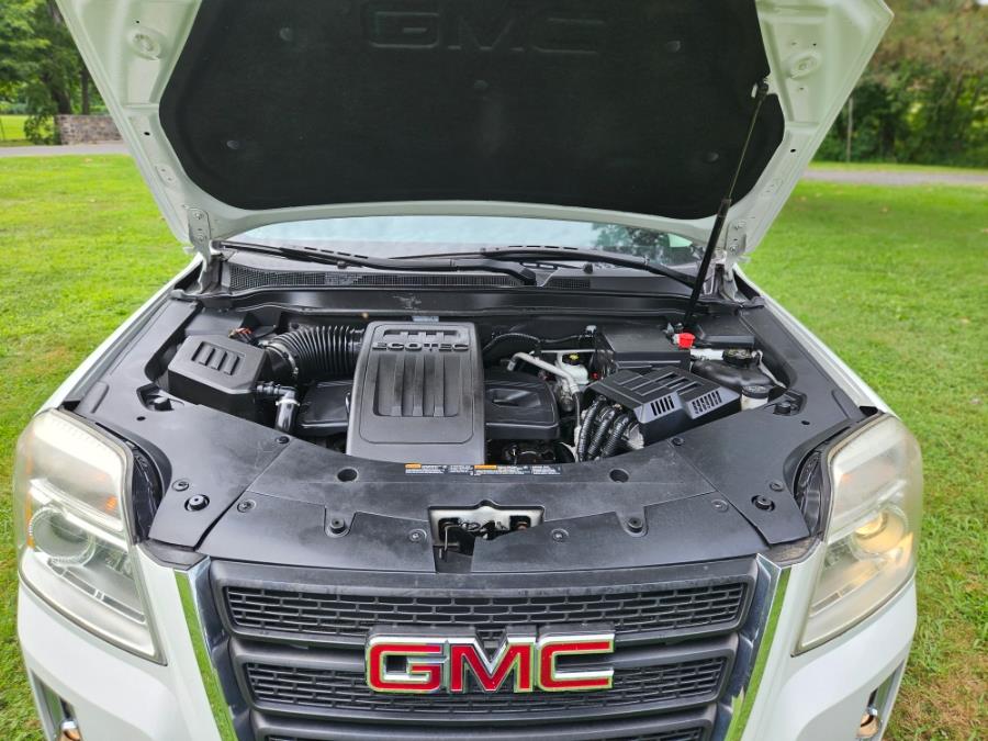 2013 GMC Terrain FWD 4dr SLE w/SLE-1, available for sale in New Britain, Connecticut | Supreme Automotive. New Britain, Connecticut 2013 GMC Terrain FWD 4dr SLE w/SLE-1, available for sale in New Britain, Connecticut | Supreme Automotive. New Britain, Connecticut