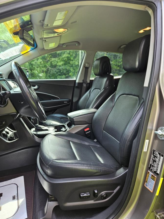 2014 Hyundai Santa Fe Sport AWD 4dr 2.0T, available for sale in New Britain, Connecticut | Supreme Automotive. New Britain, Connecticut 2014 Hyundai Santa Fe Sport AWD 4dr 2.0T, available for sale in New Britain, Connecticut | Supreme Automotive. New Britain, Connecticut