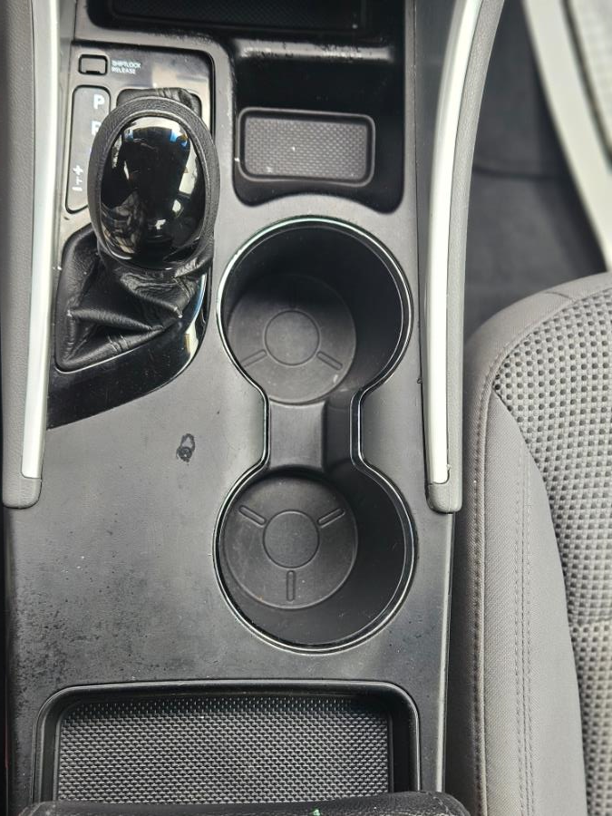 2012 Hyundai Sonata 4dr Sdn 2.4L Auto GLS PZEV, available for sale in New Britain, Connecticut | Supreme Automotive. New Britain, Connecticut 2012 Hyundai Sonata 4dr Sdn 2.4L Auto GLS PZEV, available for sale in New Britain, Connecticut | Supreme Automotive. New Britain, Connecticut