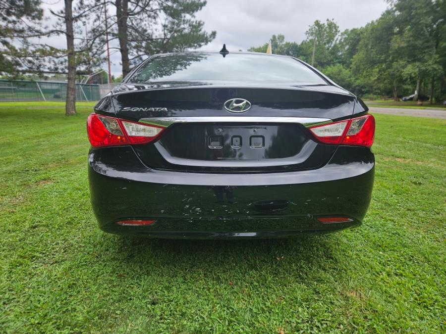 2012 Hyundai Sonata 4dr Sdn 2.4L Auto GLS PZEV, available for sale in New Britain, Connecticut | Supreme Automotive. New Britain, Connecticut 2012 Hyundai Sonata 4dr Sdn 2.4L Auto GLS PZEV, available for sale in New Britain, Connecticut | Supreme Automotive. New Britain, Connecticut