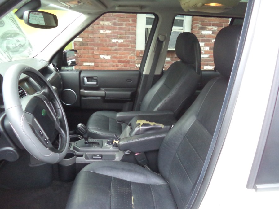 2005 Land Rover LR3 4dr Wgn SE, available for sale in Naugatuck, Connecticut | Riverside Motorcars, LLC. Naugatuck, Connecticut 2005 Land Rover LR3 4dr Wgn SE, available for sale in Naugatuck, Connecticut | Riverside Motorcars, LLC. Naugatuck, Connecticut