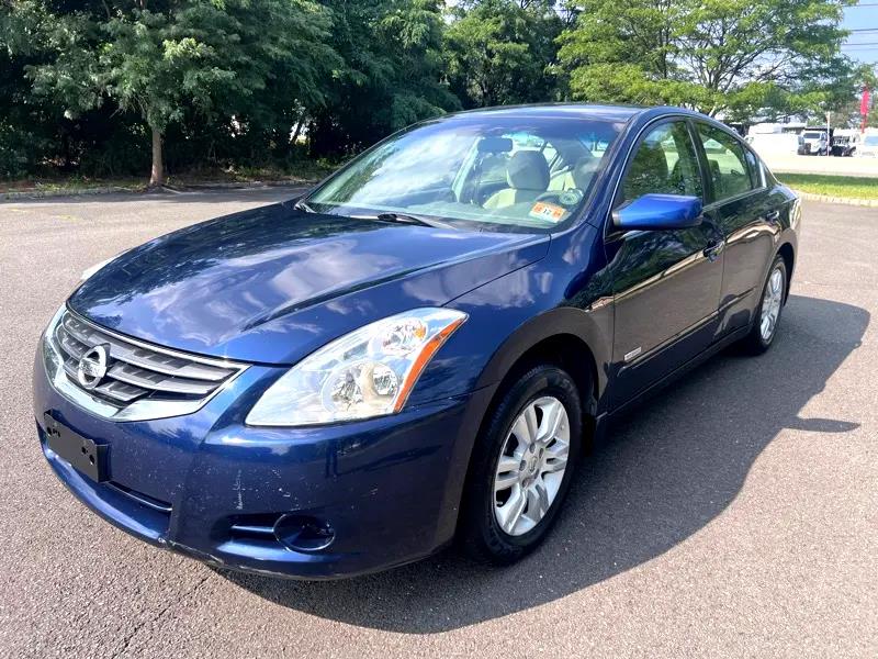 2010 Nissan Altima 4dr Sdn I4 eCVT Hybrid, available for sale in Jersey City, New Jersey | Car Valley Group. Jersey City, New Jersey
