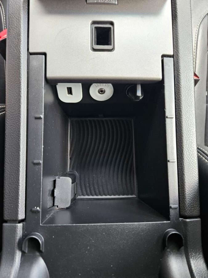 2012 Ford Taurus 4dr Sdn SEL AWD, available for sale in New Britain, Connecticut | Supreme Automotive. New Britain, Connecticut 2012 Ford Taurus 4dr Sdn SEL AWD, available for sale in New Britain, Connecticut | Supreme Automotive. New Britain, Connecticut