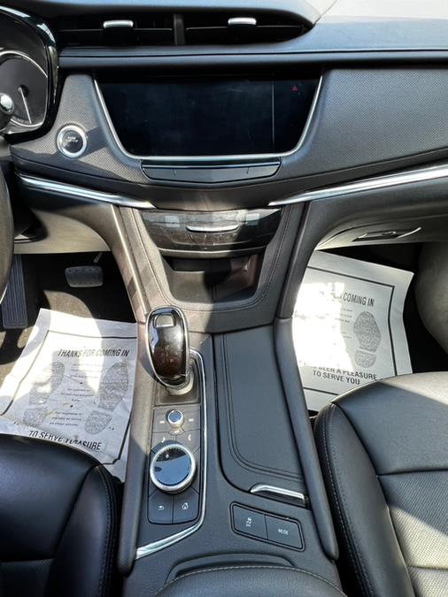 2020 Cadillac XT5 FWD 4dr Premium Luxury, available for sale in BROOKLYN, New York | Deals on Wheels International Auto. BROOKLYN, New York 2020 Cadillac XT5 FWD 4dr Premium Luxury, available for sale in BROOKLYN, New York | Deals on Wheels International Auto. BROOKLYN, New York