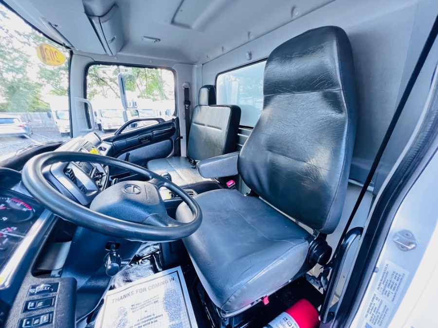 2020 HINO 268A 26 FEET DRY BOX + LIFT GATE + NO CDL, available for sale in South Amboy, New Jersey | NJ Truck Spot. South Amboy, New Jersey 2020 HINO 268A 26 FEET DRY BOX + LIFT GATE + NO CDL, available for sale in South Amboy, New Jersey | NJ Truck Spot. South Amboy, New Jersey